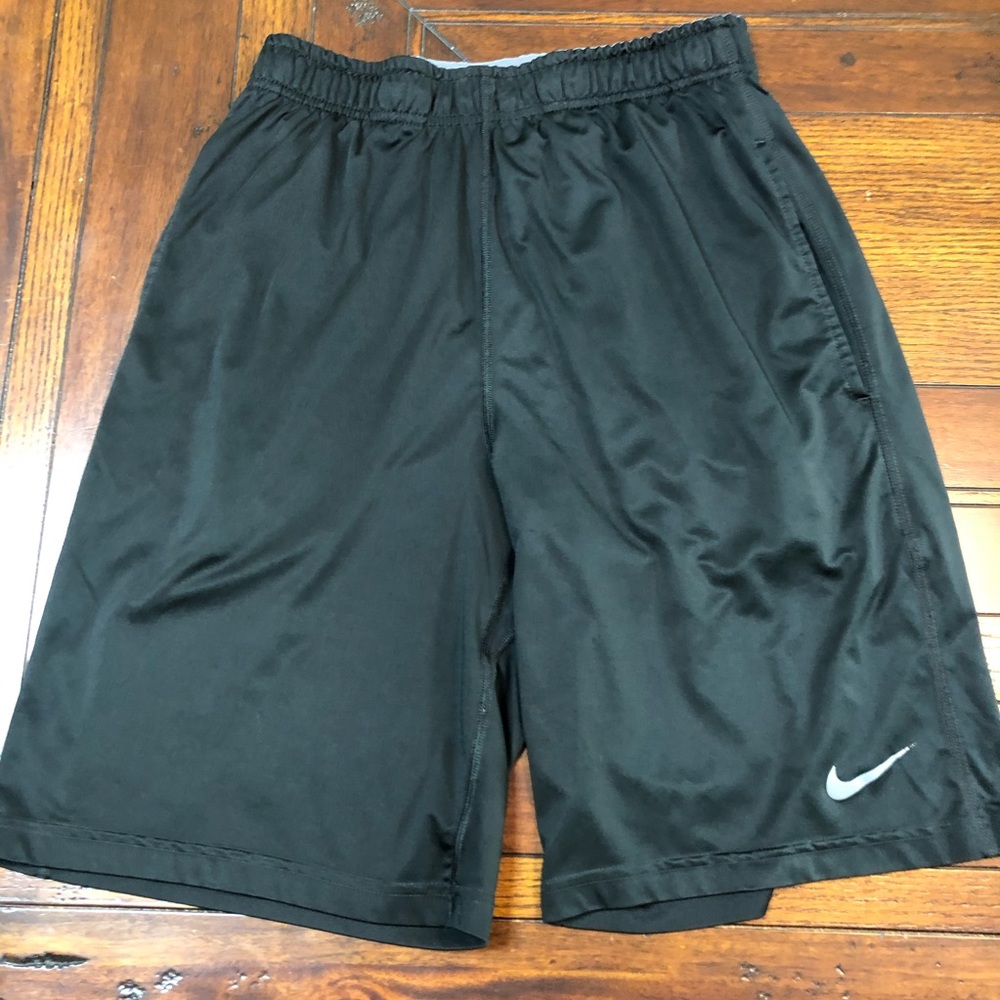 Nike Men’s Size Small Black Athletic Shorts